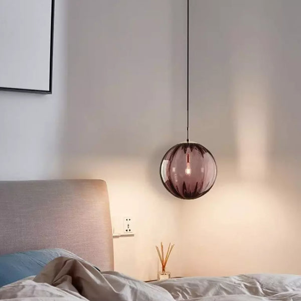 Lampa wisząca Octavia Gemstone Tones z plisowanym kloszem szklanym