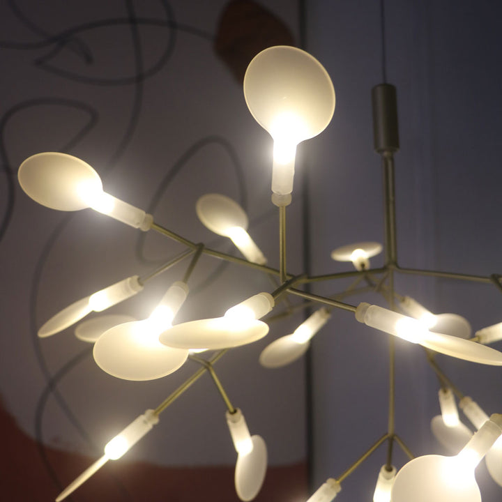 Titan Heracleum Pendant Light detail5